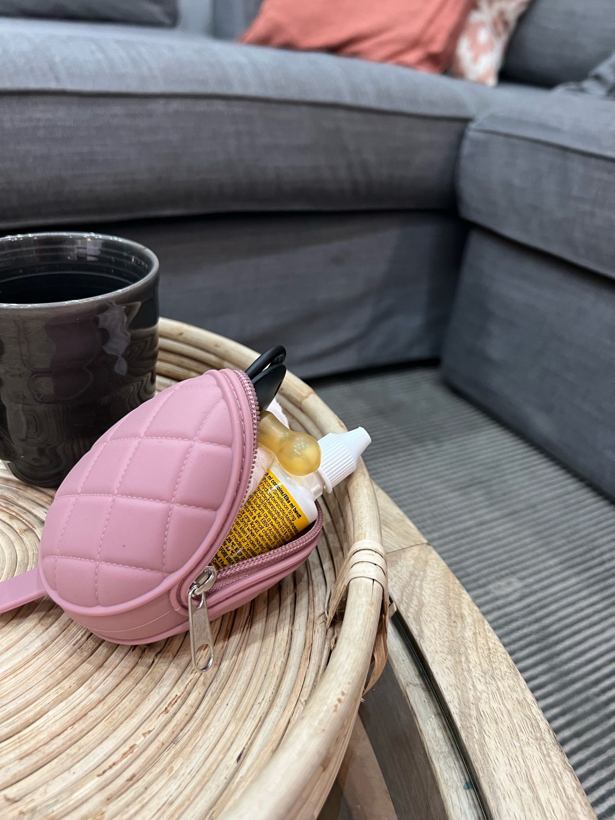 rose pink grab & go silicone dummy zipper case