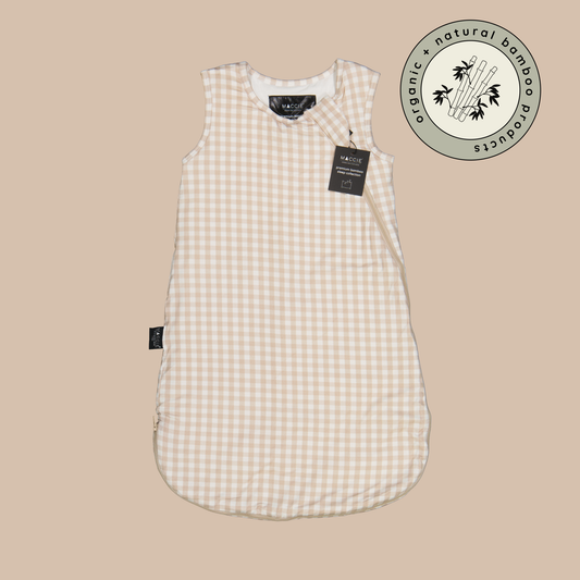 MACCIE 2.0 TOG bamboo winter sleep sack for babies featuring a wide roomy bottom cut and premium dual zipper for safe infant sleep in 16 to 20 degrees Celsius.