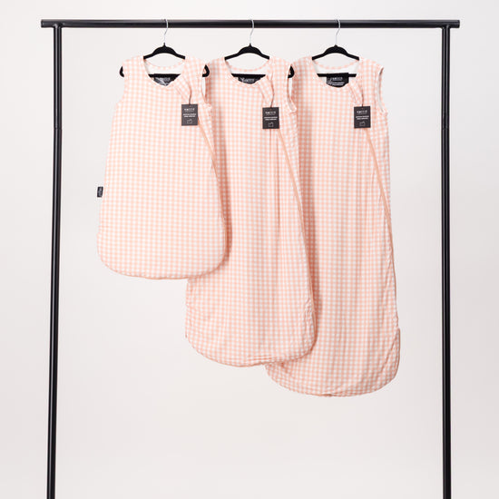 Premium dual zipper system on MACCIE 2.0 TOG winter sleeping bag for quick midnight nappy changes without fully undressing baby on chilly South African nights.
